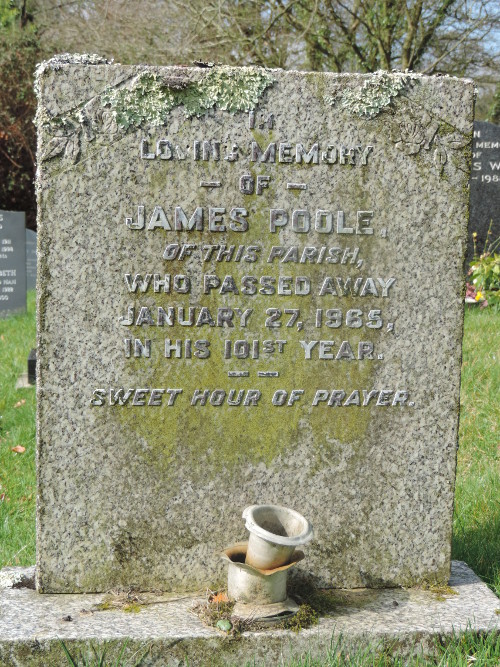 picture of gravestone