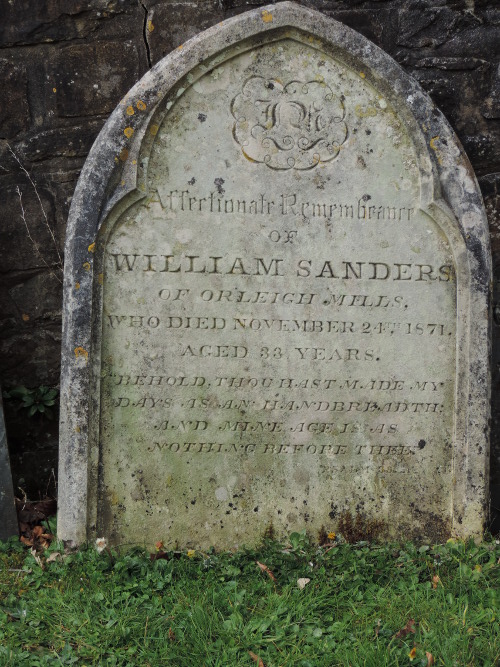 picture of gravestone picture of gravestone