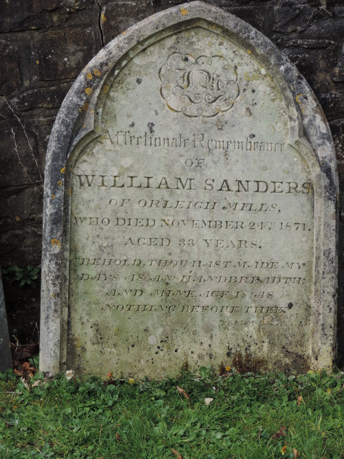 picture of gravestone