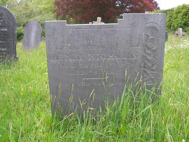 picture of gravestone