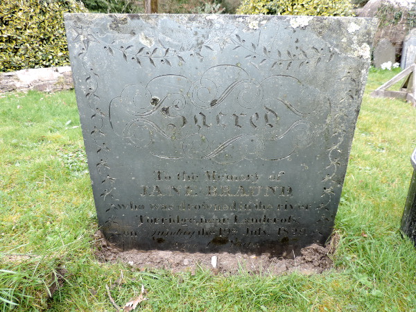 picture of gravestone