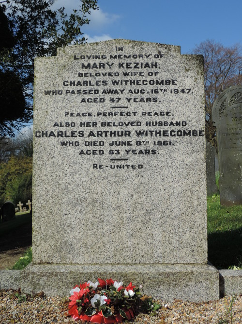 picture of gravestone