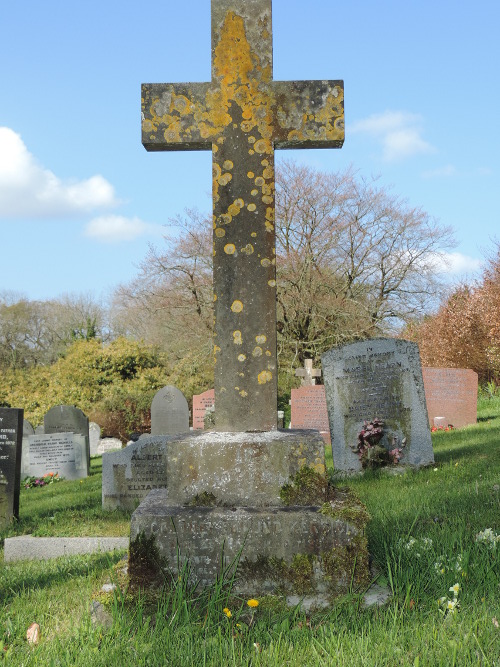 picture of gravestone