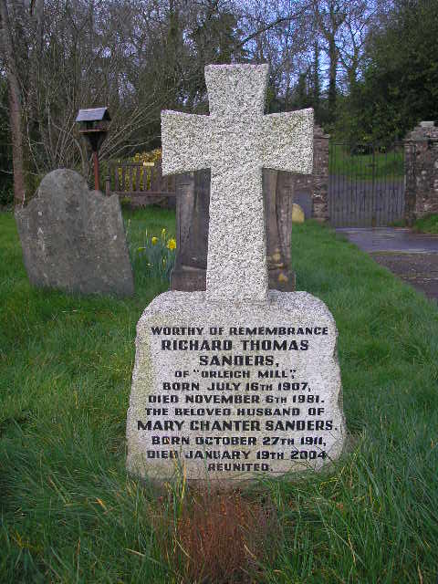 picture of gravestone