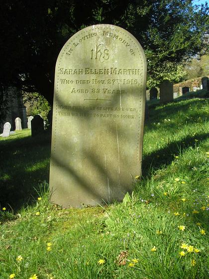 picture of gravestone