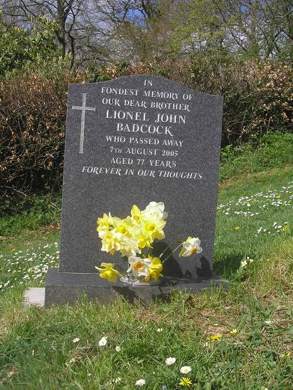 picture of gravestone