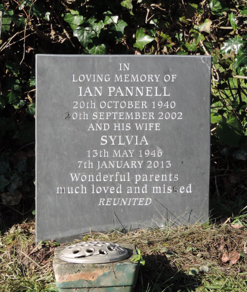 picture of grave marker