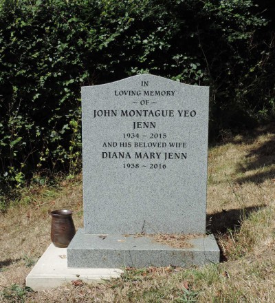 Memorial marker