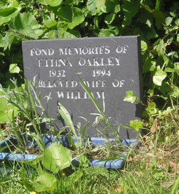 picture of gravestone