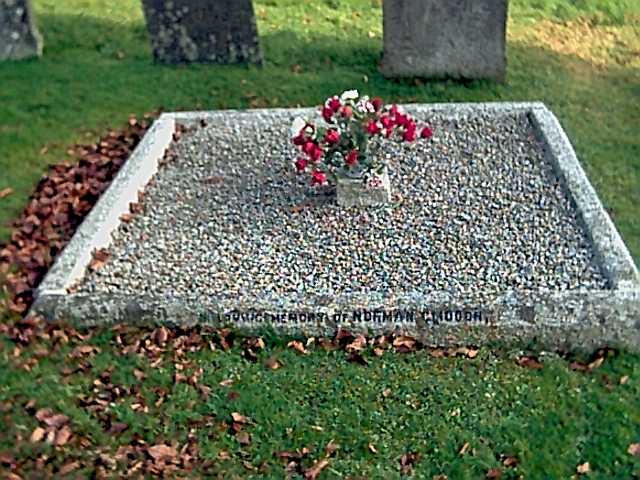 picture of gravestone picture of gravestone