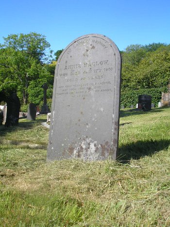 picture of gravestone