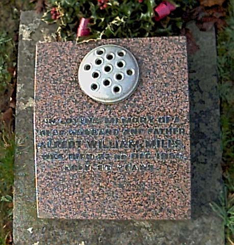 picture of gravestone