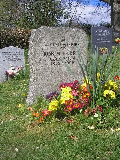 picture of gravestone